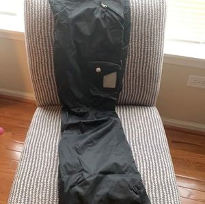 Burton snow pants like new